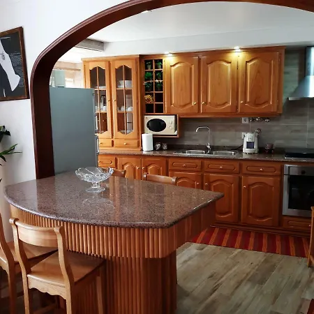 Lejlighed Apartamento Com Garagem E Vista De Mar Nazaré